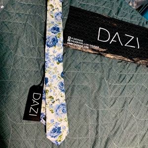 New men’s skinny floral tie